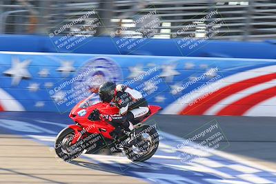 media/Jan-21-2022-Fastrack Riders (Fri) [[90b5309cc6]]/Level 2/Session 1 Front Straight/